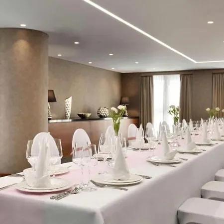 Hanza Tower Deluxe Pool & Jacuzzi & Sauna Apartment *